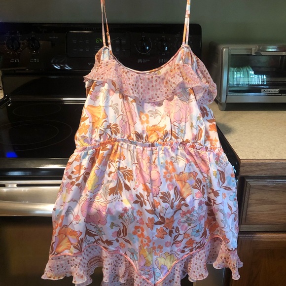 Women’s Floral Sleep Romper Size L - Picture 4 of 4